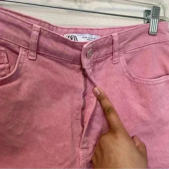 Zara Women's Barbie Pink High Rise Distressed Cuttoff Shorts Sz 6 - Picture 7 of 7